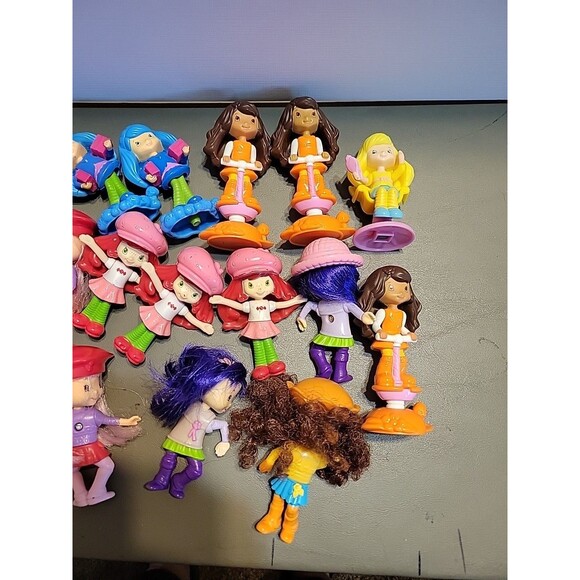 McDonald’s Happy Meal Strawberry Shortcake Figures Dolls - Picture 5 of 5